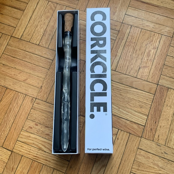 3/$20 Corkcicle Wine Chiller Stick - Picture 4 of 4